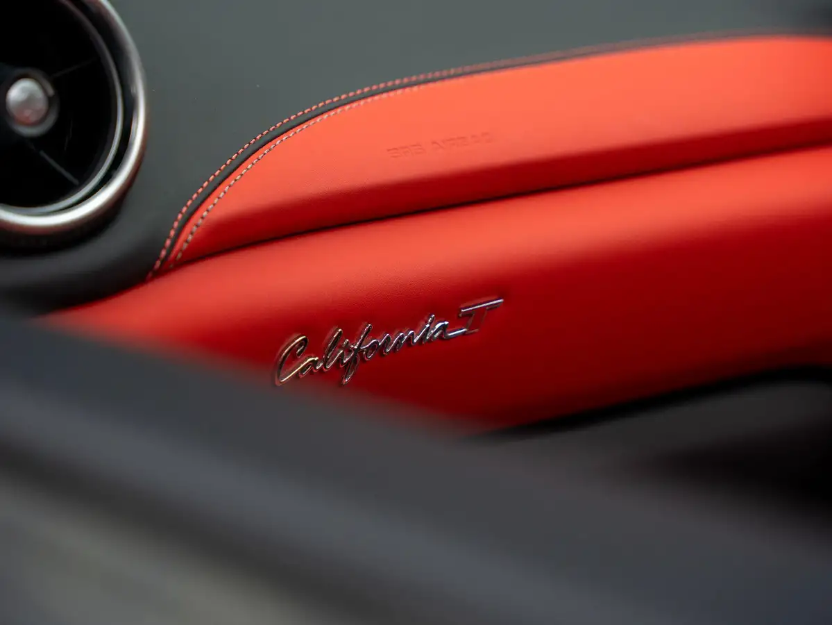 2016-ferrari-california-39-t-big-48