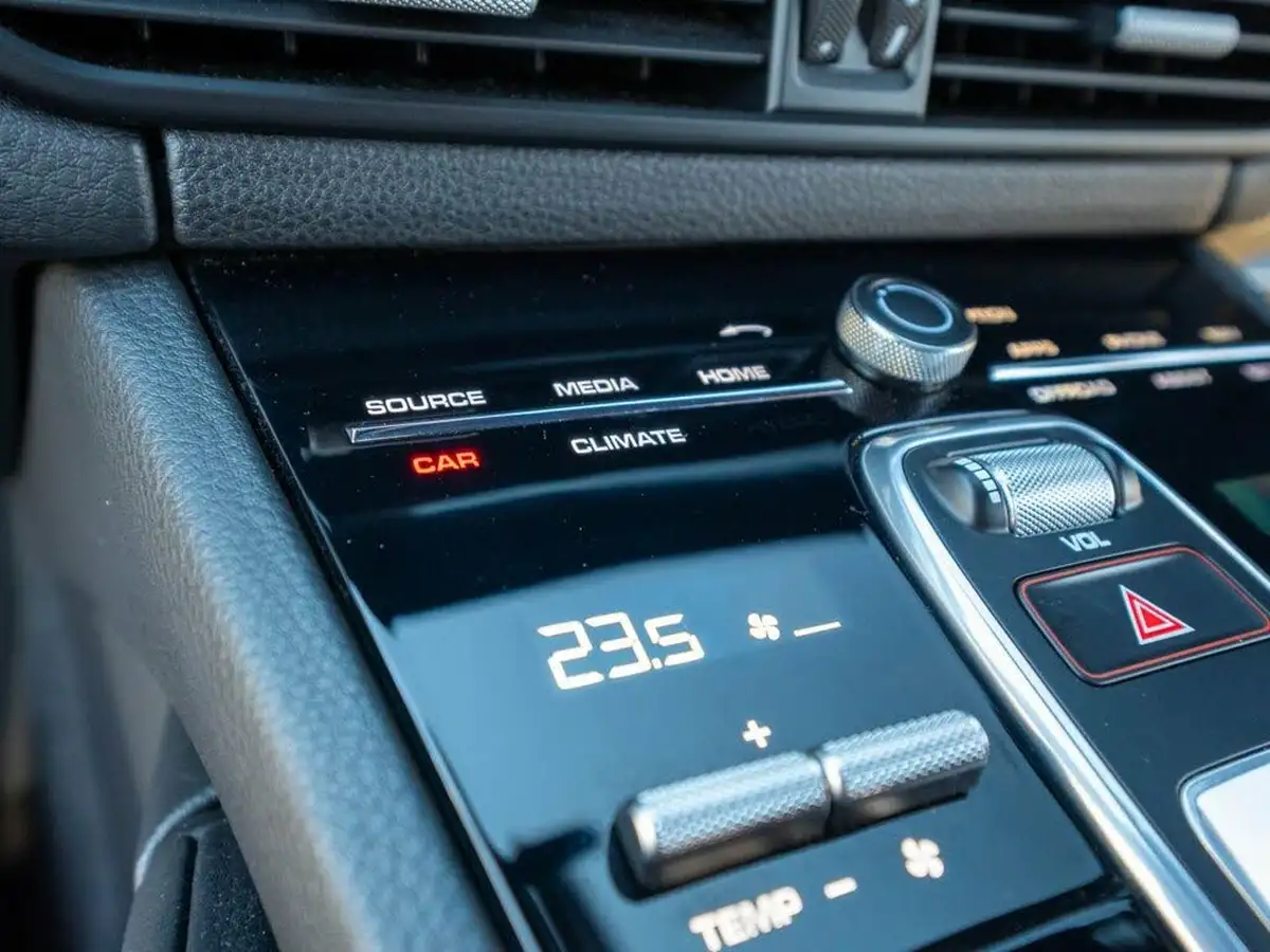 2021-porsche-cayenne-29-v6-s-coupe-big-54