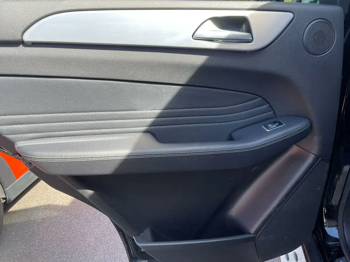 2018-mercedes-benz-gle-class-21d-gle250d-amg-line-big-22