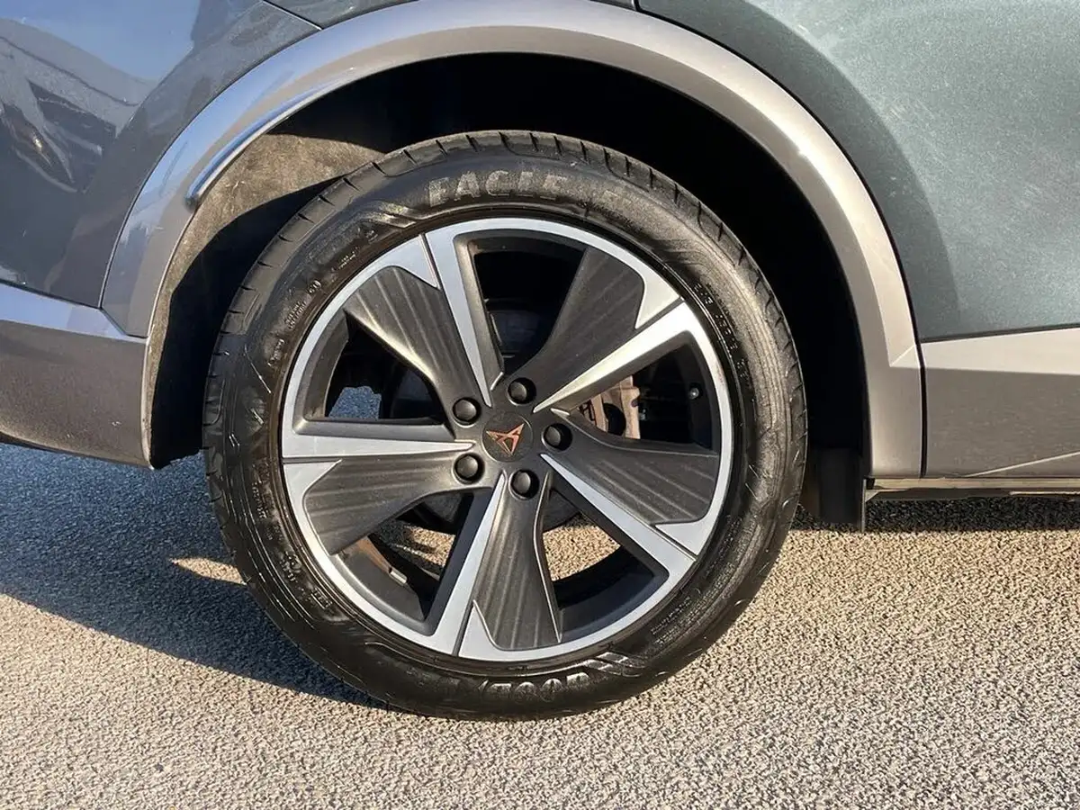 2024-cupra-formentor-14-e-hybrid-v1-big-14