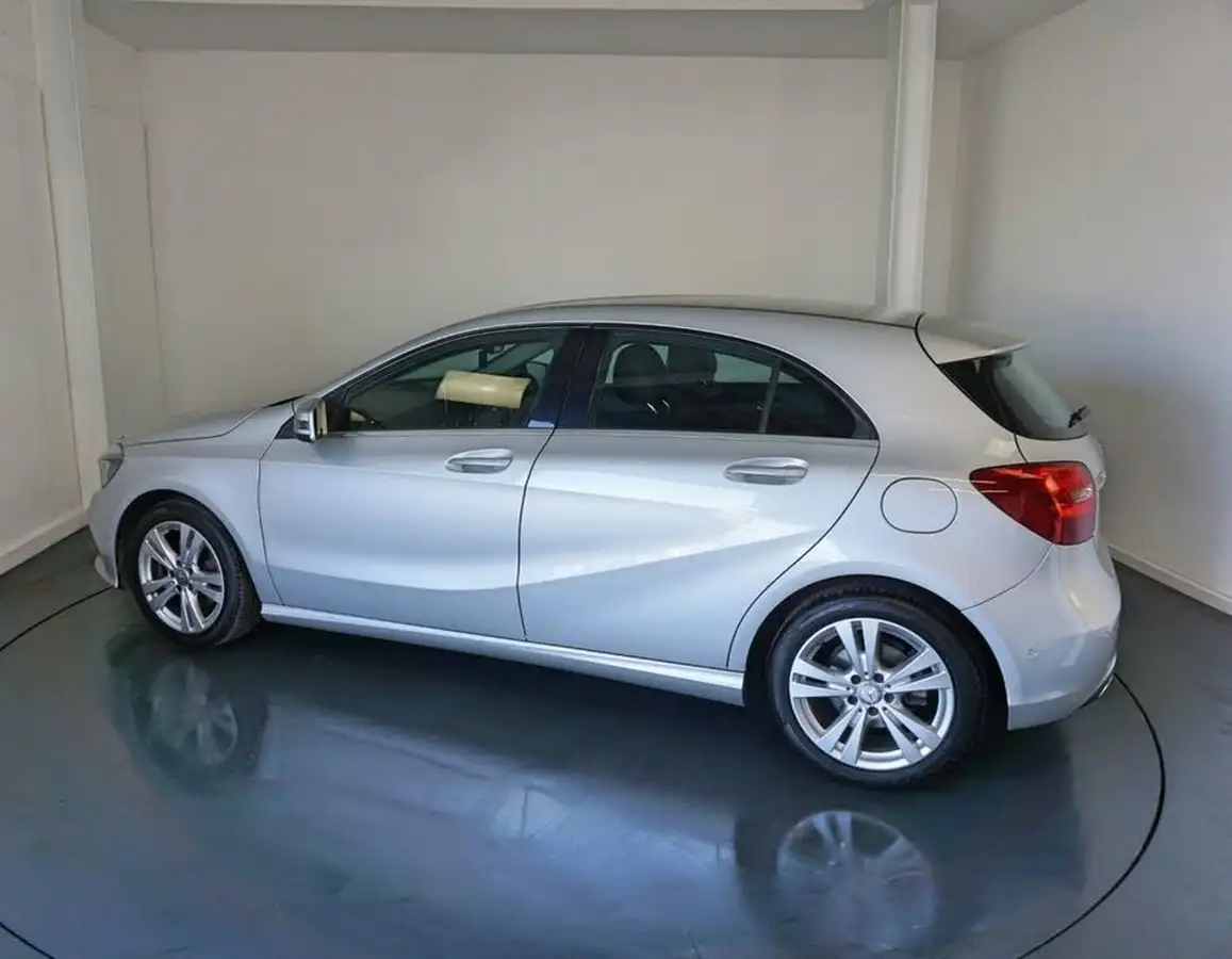 2016-mercedes-benz-a-class-16-a200-sport-executivess-7g-dct-big-4