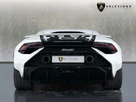 2023-lamborghini-huracan-52-tecnica-small-3