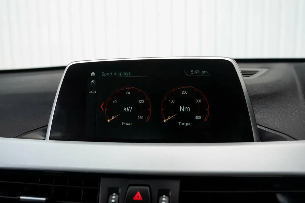 2017-bmw-x1-20td-sdrive18d-se-big-54