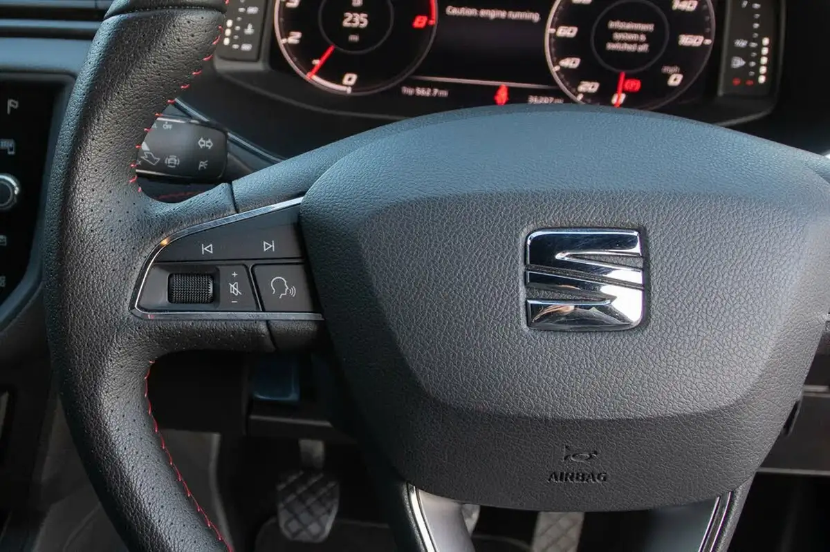 2020-seat-ibiza-10-tsi-fr-sport-115ps-big-18