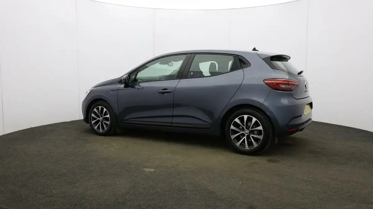 2022-renault-clio-16-iconic-big-55