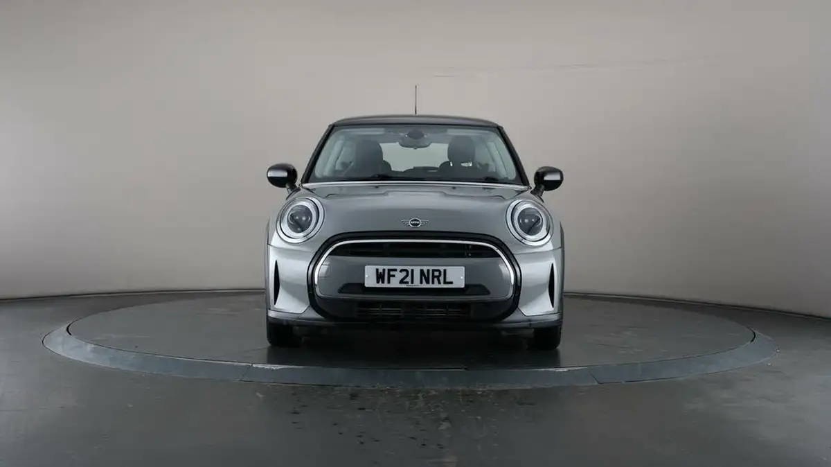 2021-mini-cooper-15-cooper-classic-hatchback-3d-big-37