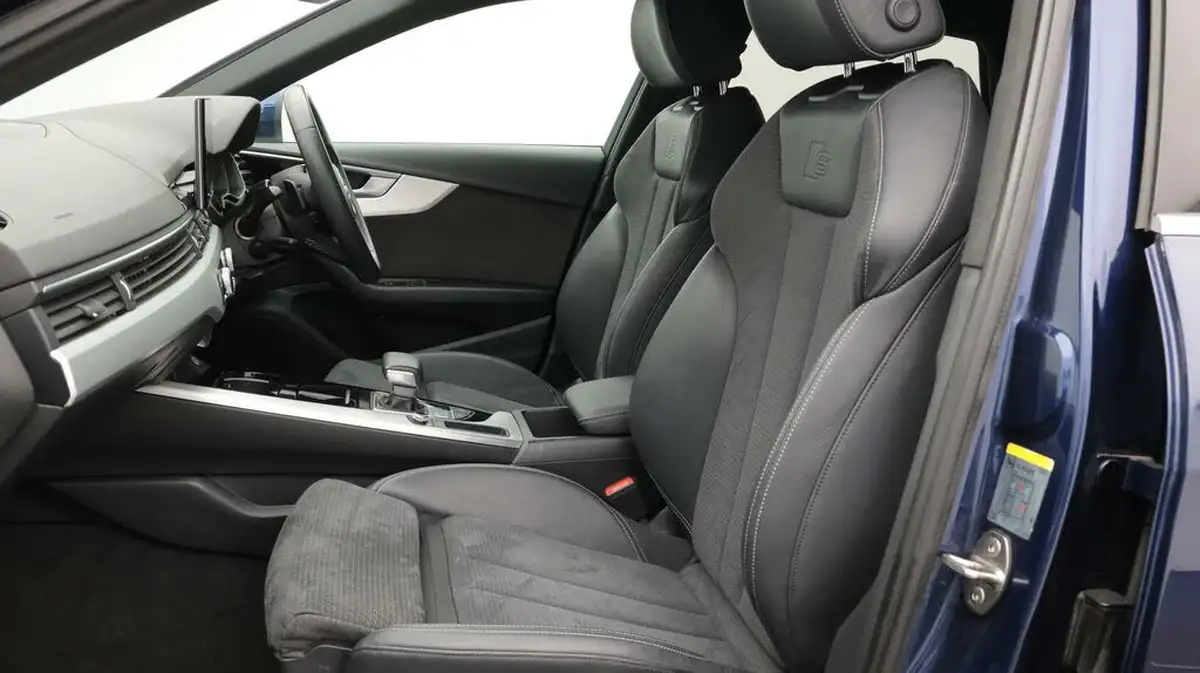 2022-audi-a4-avant-20-35-tfsi-s-line-tronic-big-14