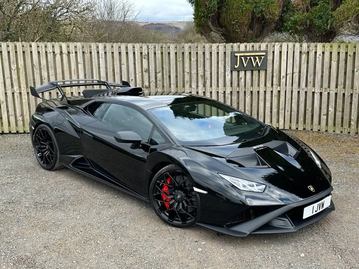2022-lamborghini-huracan-52-evo-640ps-4wd-coupe-big-0