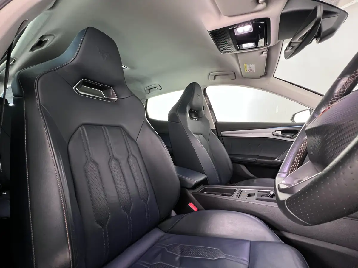 2021-cupra-formentor-14-e-hybrid-v2-big-15