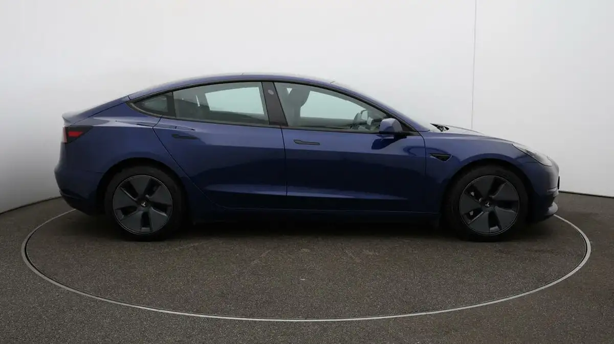 2021-tesla-model-3-e-long-range-4x4-big-41