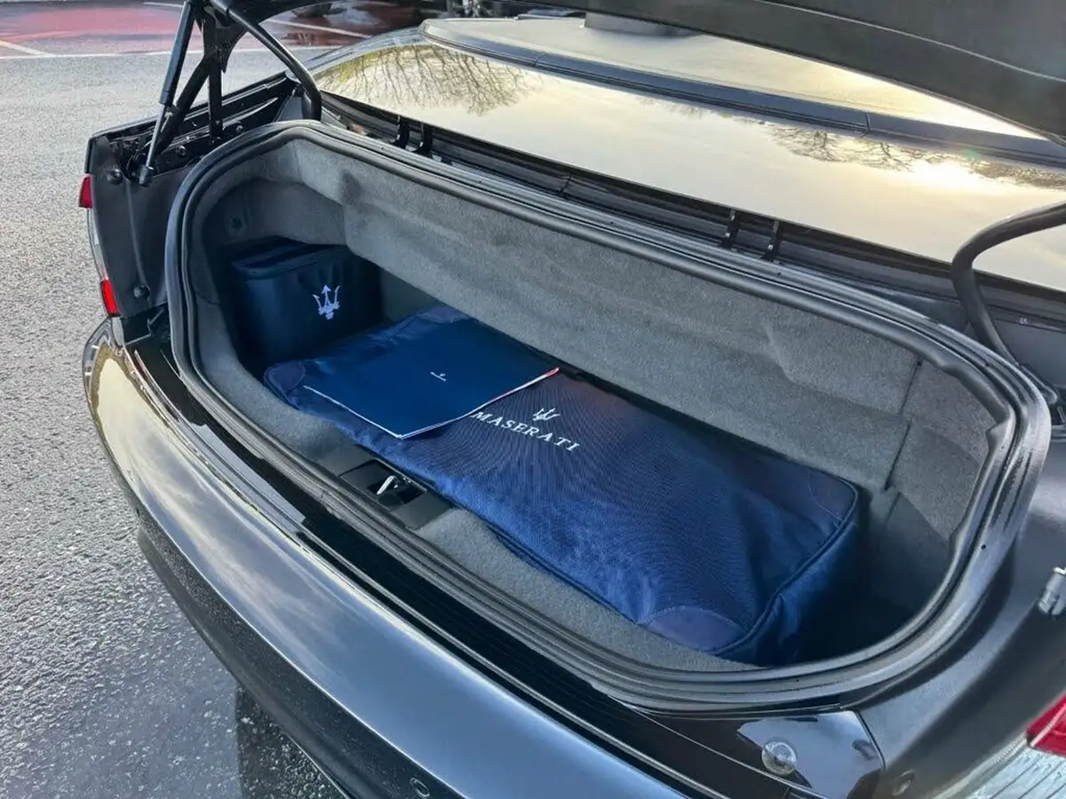 2020-maserati-grancabrio-47-mc-big-14
