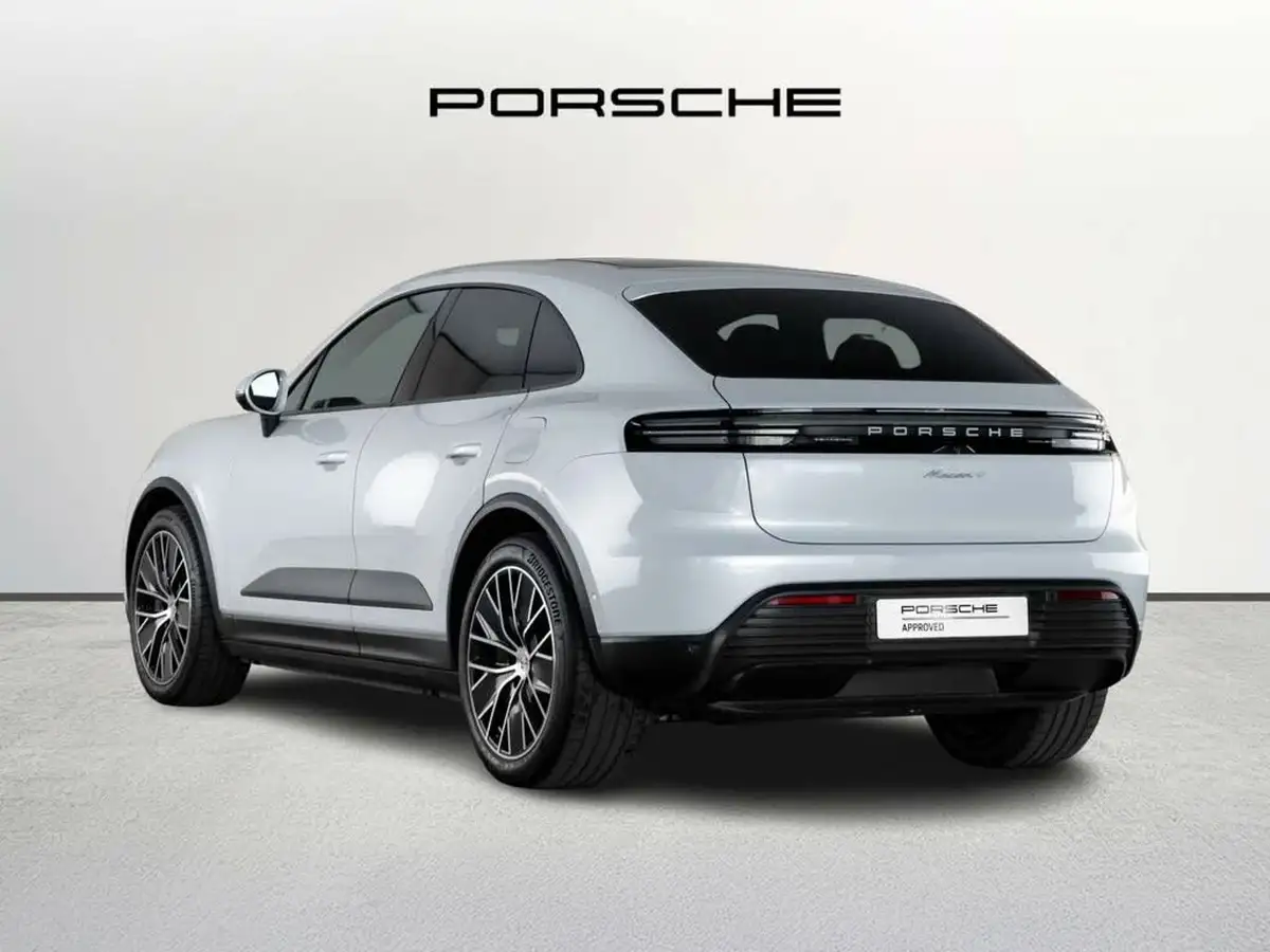 2024-porsche-macan-e-4-electric-big-31