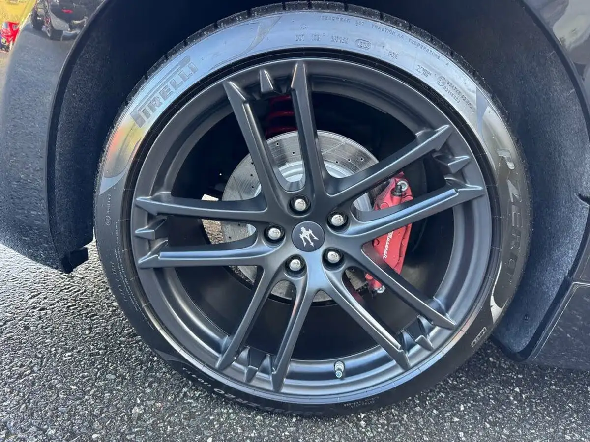 2020-maserati-grancabrio-47-mc-big-34