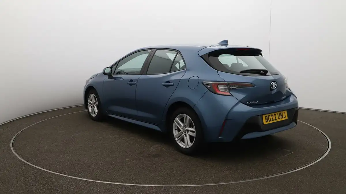 2022-toyota-corolla-18-vvt-i-icon-120bhp-trk-hatchback-5d-big-54