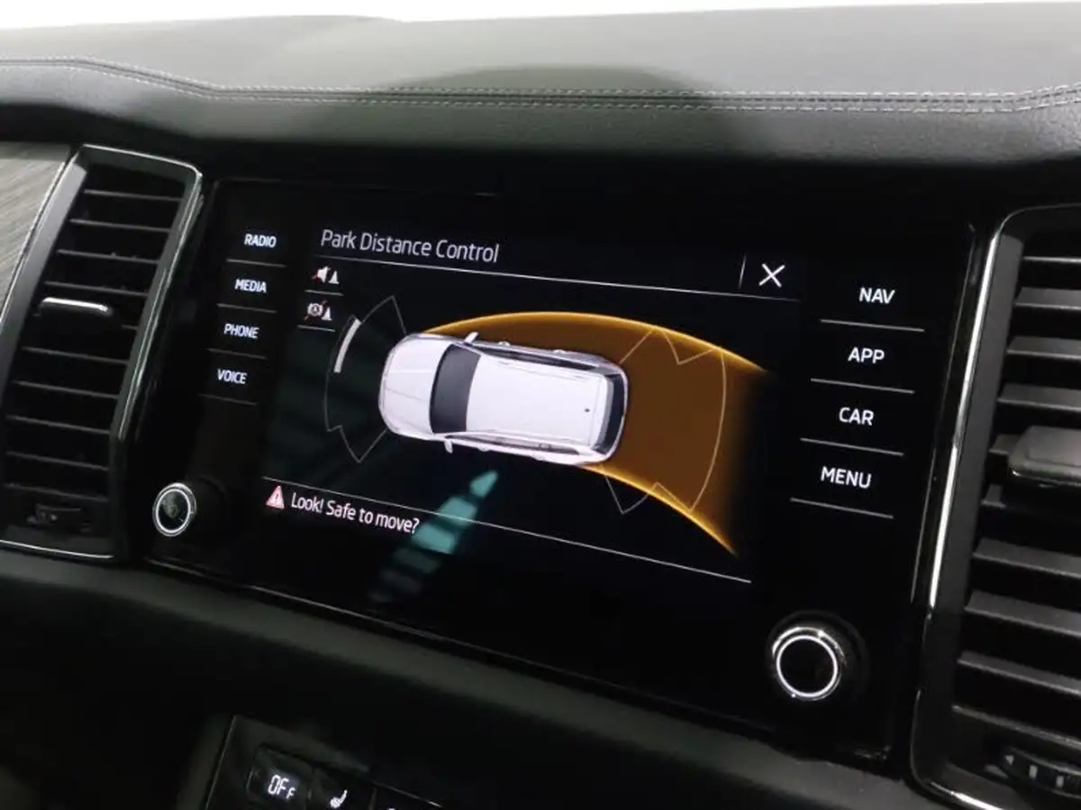 2021-skoda-kodiaq-15-tsi-se-l-dsg-big-9