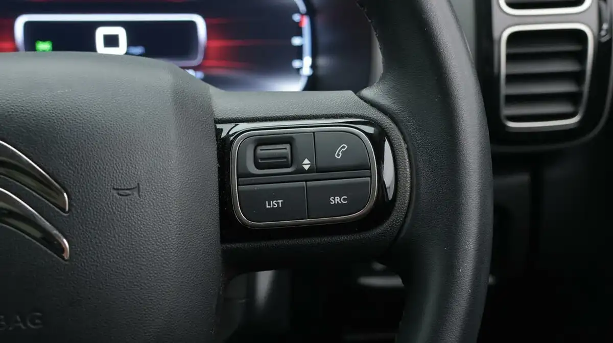 2020-citroen-c5-aircross-12-puretech-flair-plus-big-24