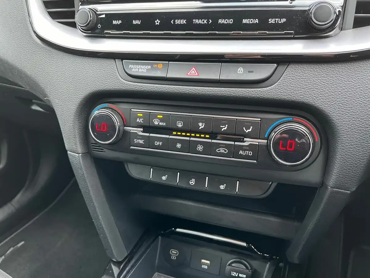2024-kia-ceed-15-t-gdi-gt-line-158bhp-big-14