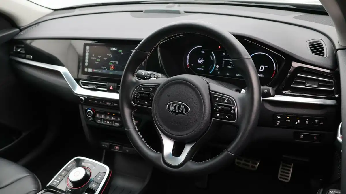 2021-kia-e-niro-ev-4-big-9