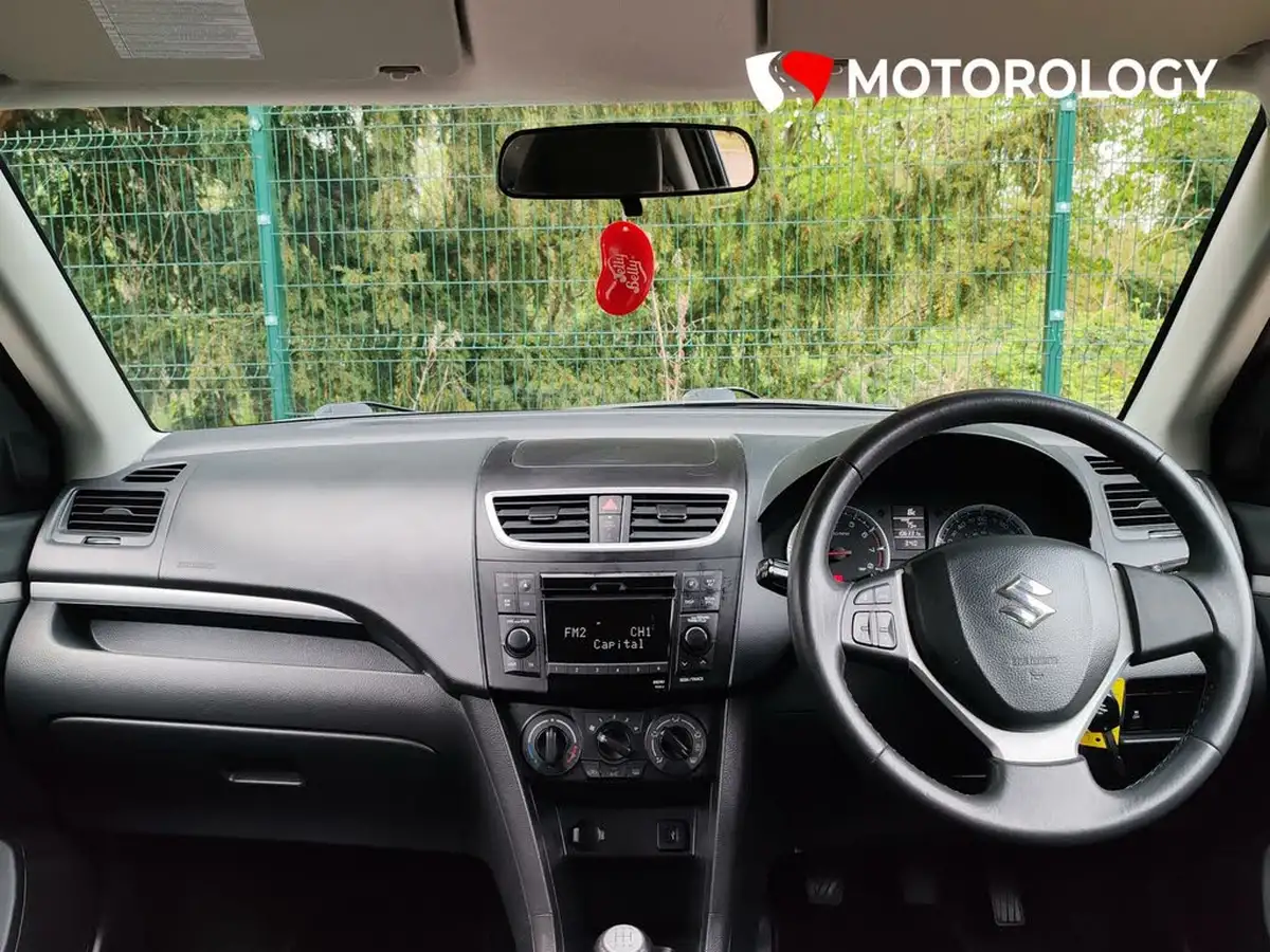 2012-suzuki-swift-12-sz3-3d-big-14