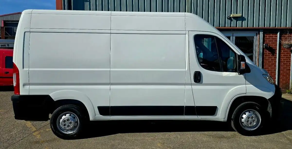 2020-citroen-relay-22bluehdi-35-l2h2-enterprise-big-7