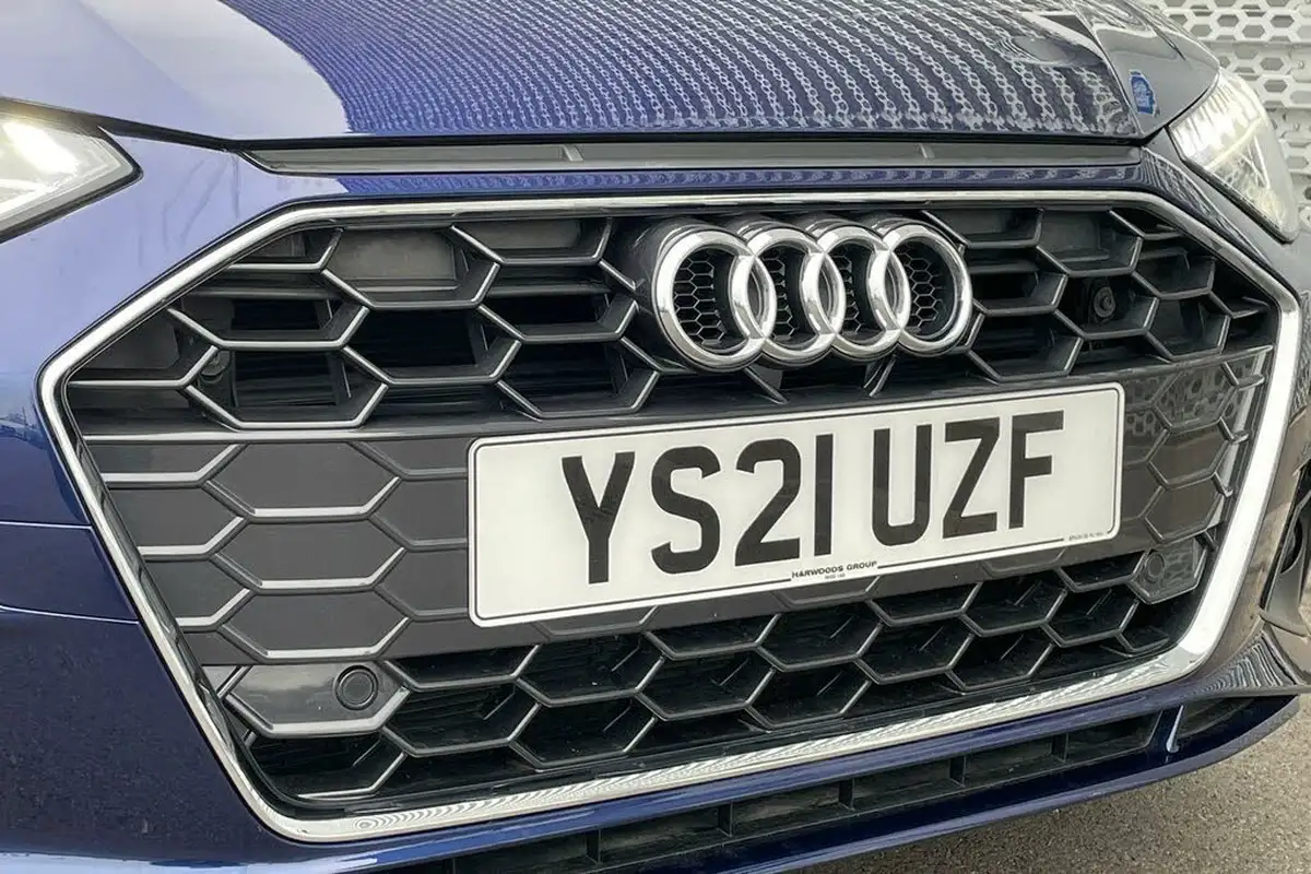 2021-audi-a4-avant-20-35-tdi-s-line-big-54