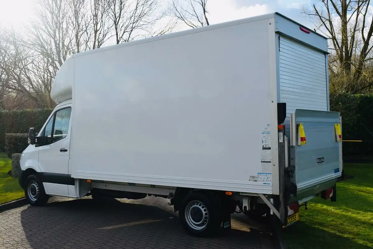 2021-mercedes-benz-sprinter-21cdi-314-l3h1-3-way-tipper-eco-gear-360-big-4