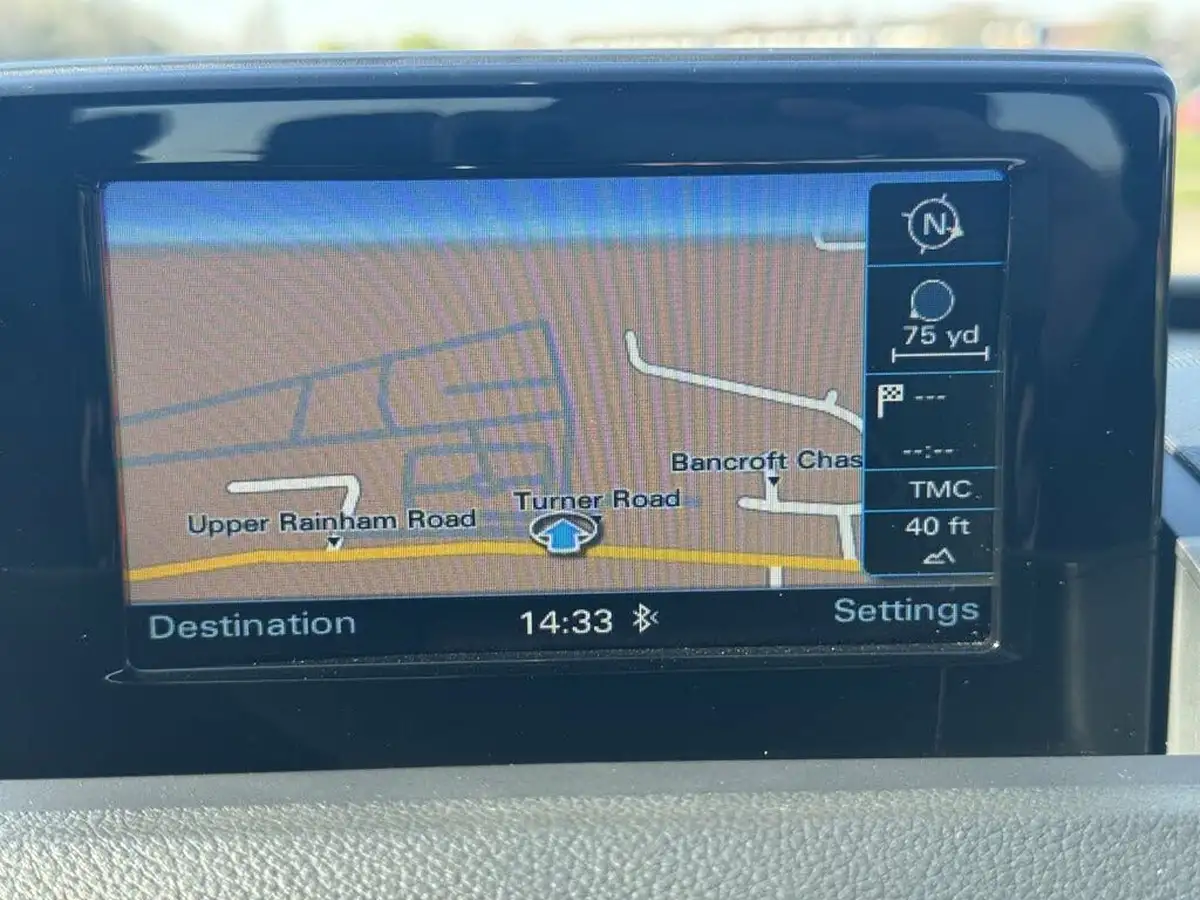 2018-audi-q3-20-tdi-s-line-edition-big-63