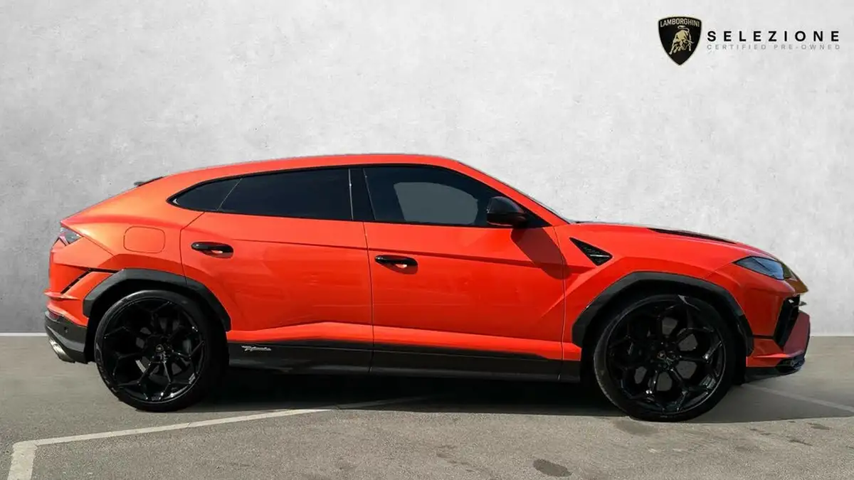 2024-lamborghini-urus-40-no-trim-big-1