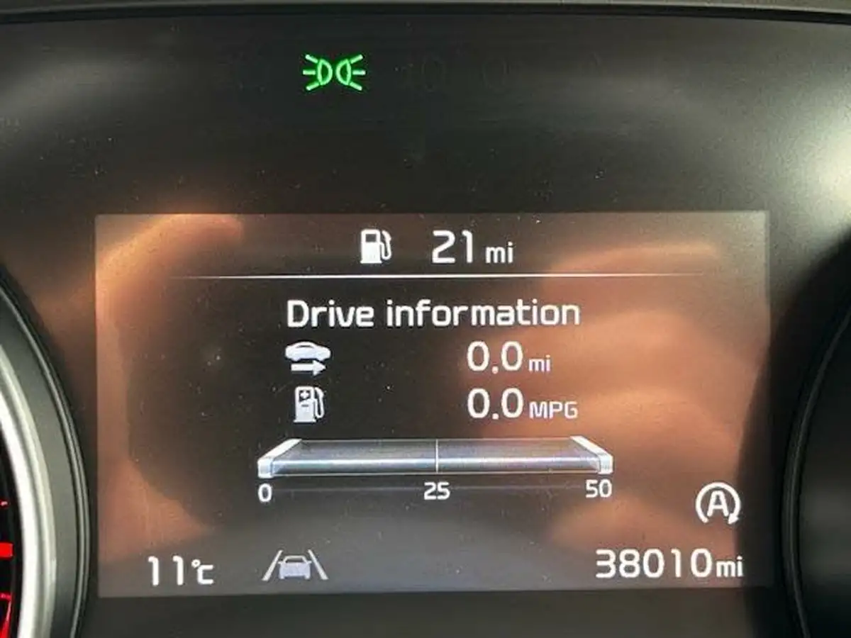 2022-kia-ceed-15-t-gdi-3-sportswagon-big-11