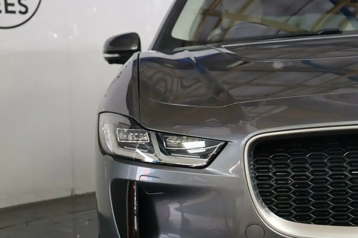 2019-jaguar-i-pace-ev400-se-big-10
