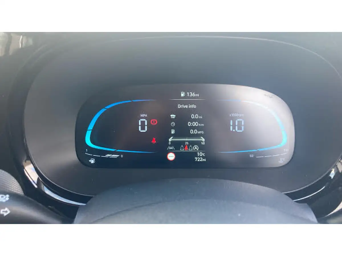 2025-hyundai-i10-10-advance-63ps-big-17