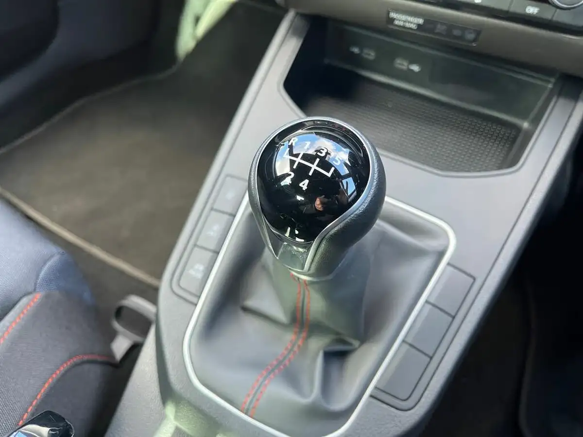 2023-seat-ibiza-10-tsi-fr-95ps-big-21