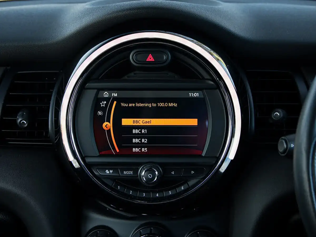 2020-mini-cooper-15-cooper-sport-hatchback-3d-auto-big-17