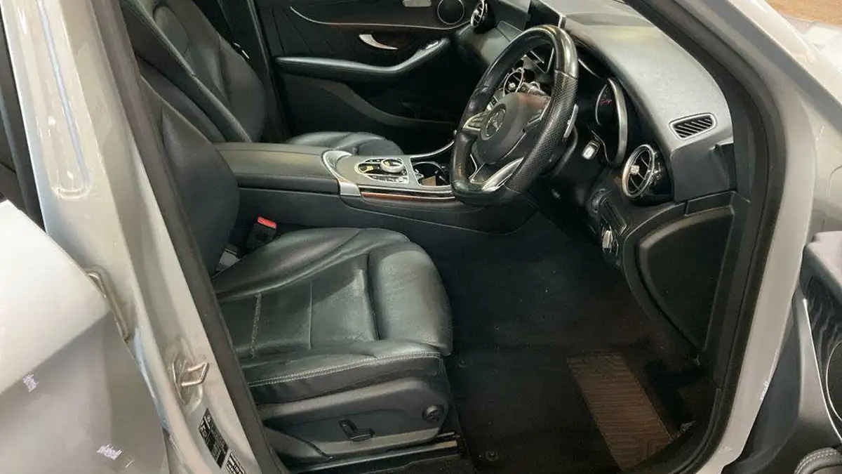 2019-mercedes-benz-glc-class-20-glc250-amg-night-edition-ss-big-6