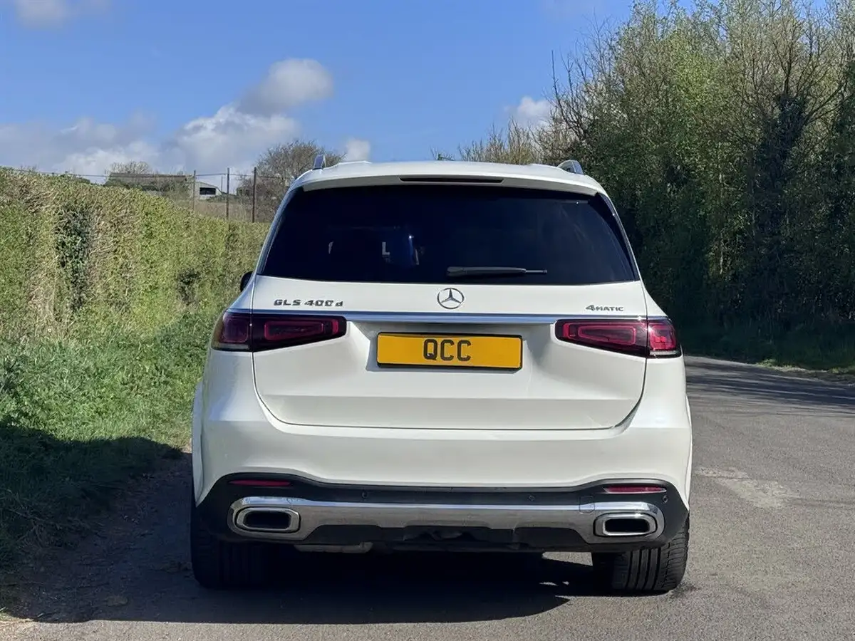 2020-mercedes-benz-gls-class-29d-gls400d-amg-line-premium-plus-big-4