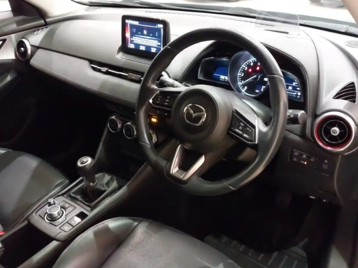 2019-mazda-cx-3-20-sport-black-big-11