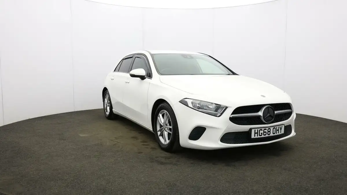 2018-mercedes-benz-a-class-15d-a180d-se-116ps-ss-7g-dct-big-36