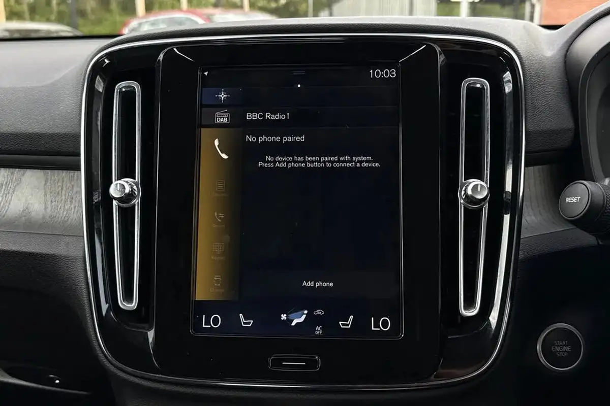 2020-volvo-xc40-20-t4-inscription-pro-big-38