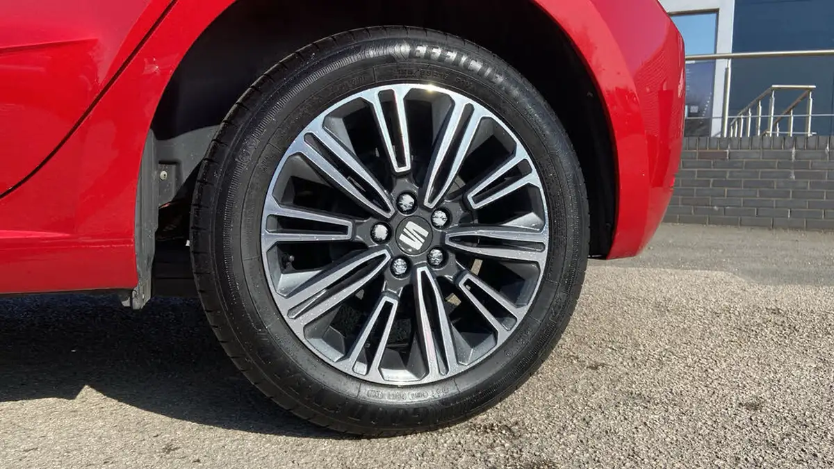 2022-seat-ibiza-10-tsi-se-technology-big-14