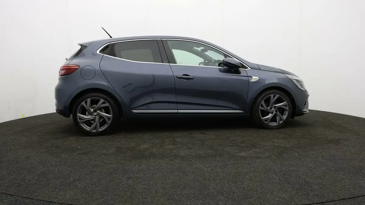 2021-renault-clio-16-rs-line-big-29