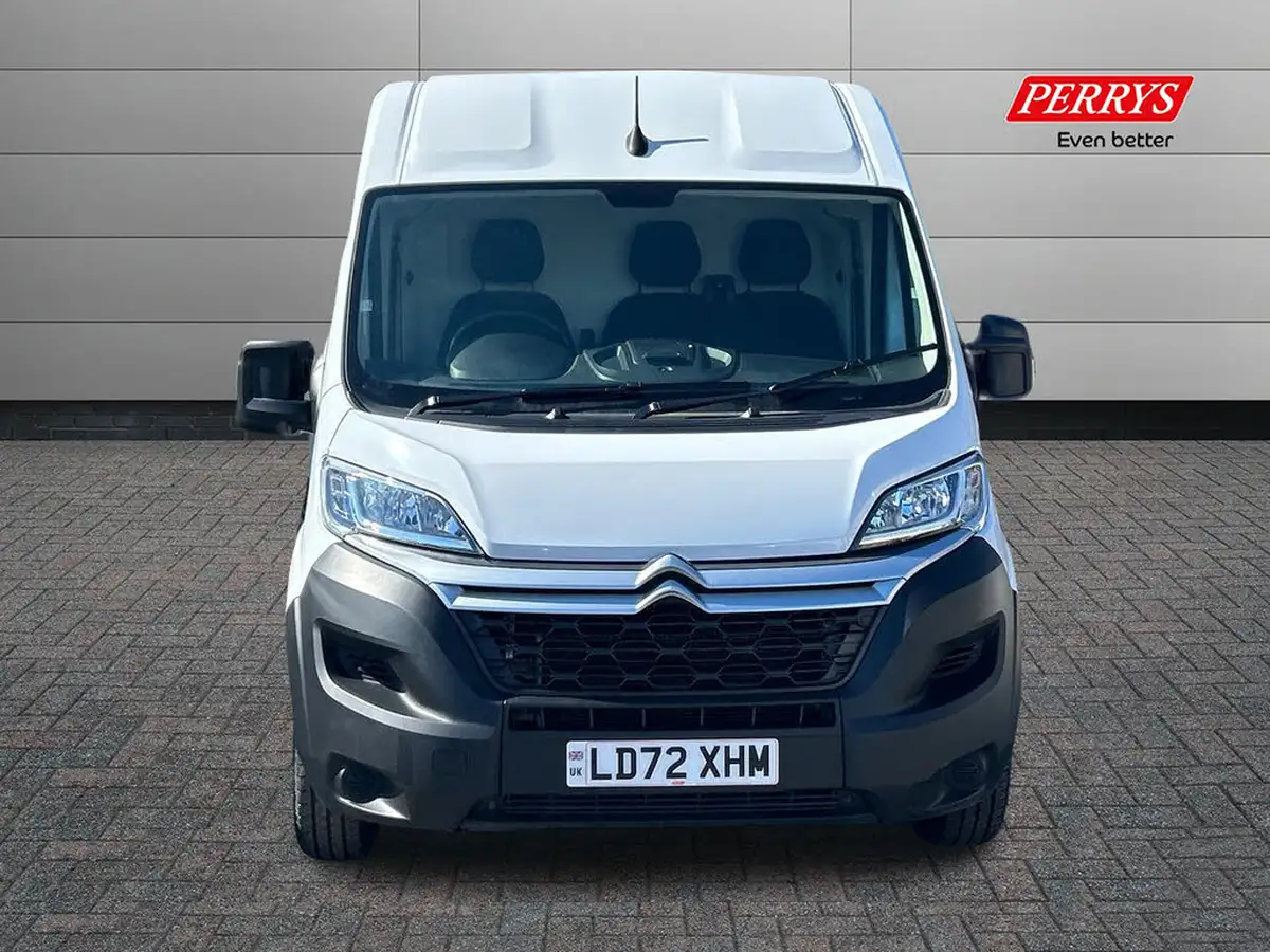 2022-citroen-relay-22bluehdi-35-l2h2-enterprise-big-3