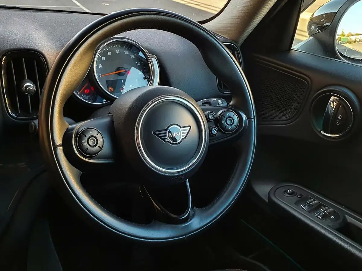 2019-mini-countryman-15-cooper-classic-auto-big-15