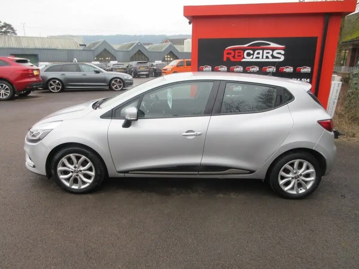 2018-renault-clio-12-dynamique-nav-big-3