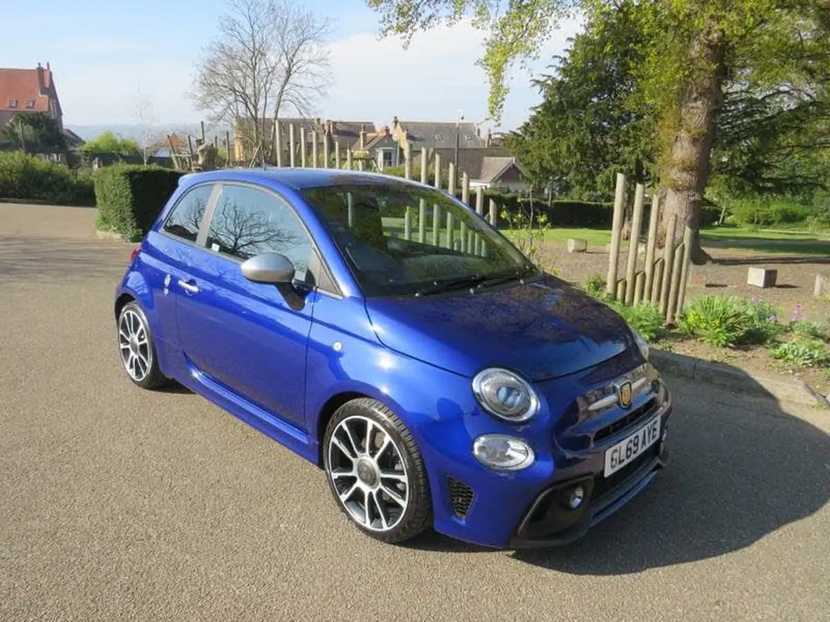 2020-abarth-595-14-tjet-turismo-big-14