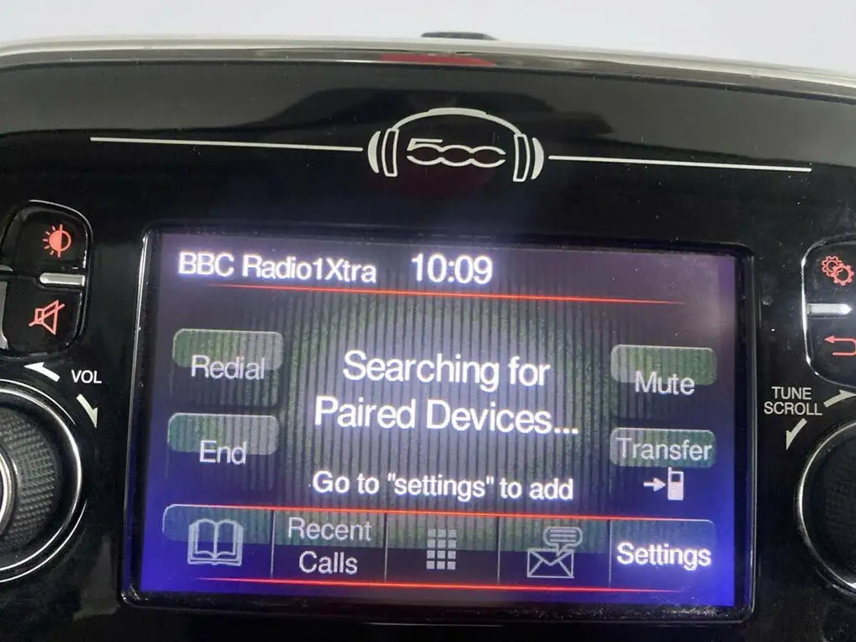 2017-fiat-500-12-lounge-big-16