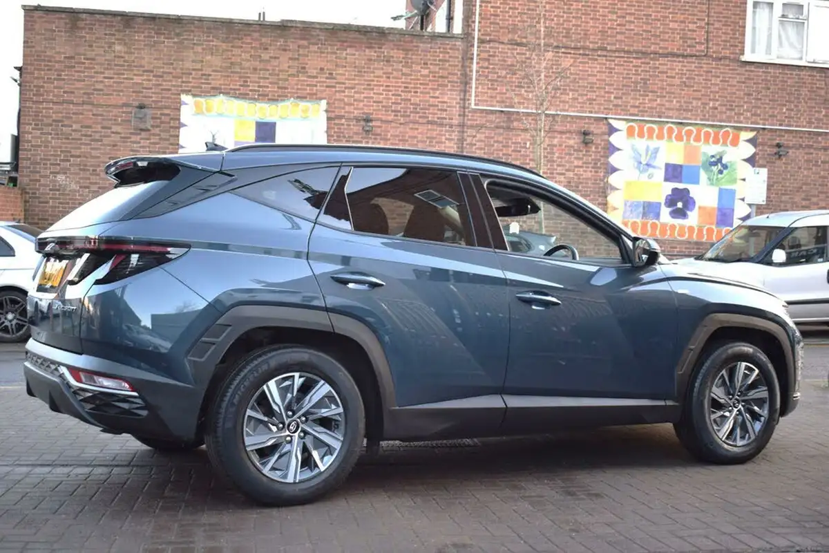 2022-hyundai-tucson-16-t-gdi-se-connect-150ps-48-volt-mhev-dct-big-26