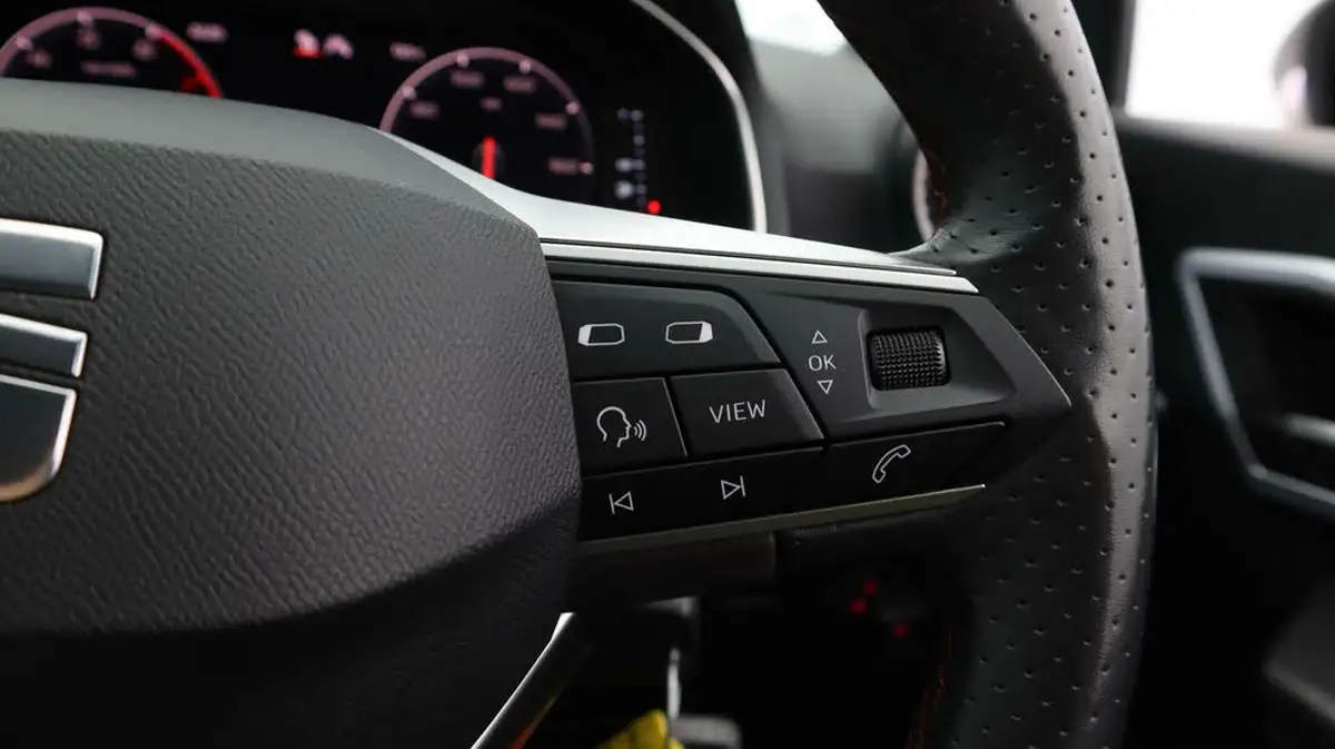 2022-seat-ibiza-10-tsi-fr-sport-110ps-big-23