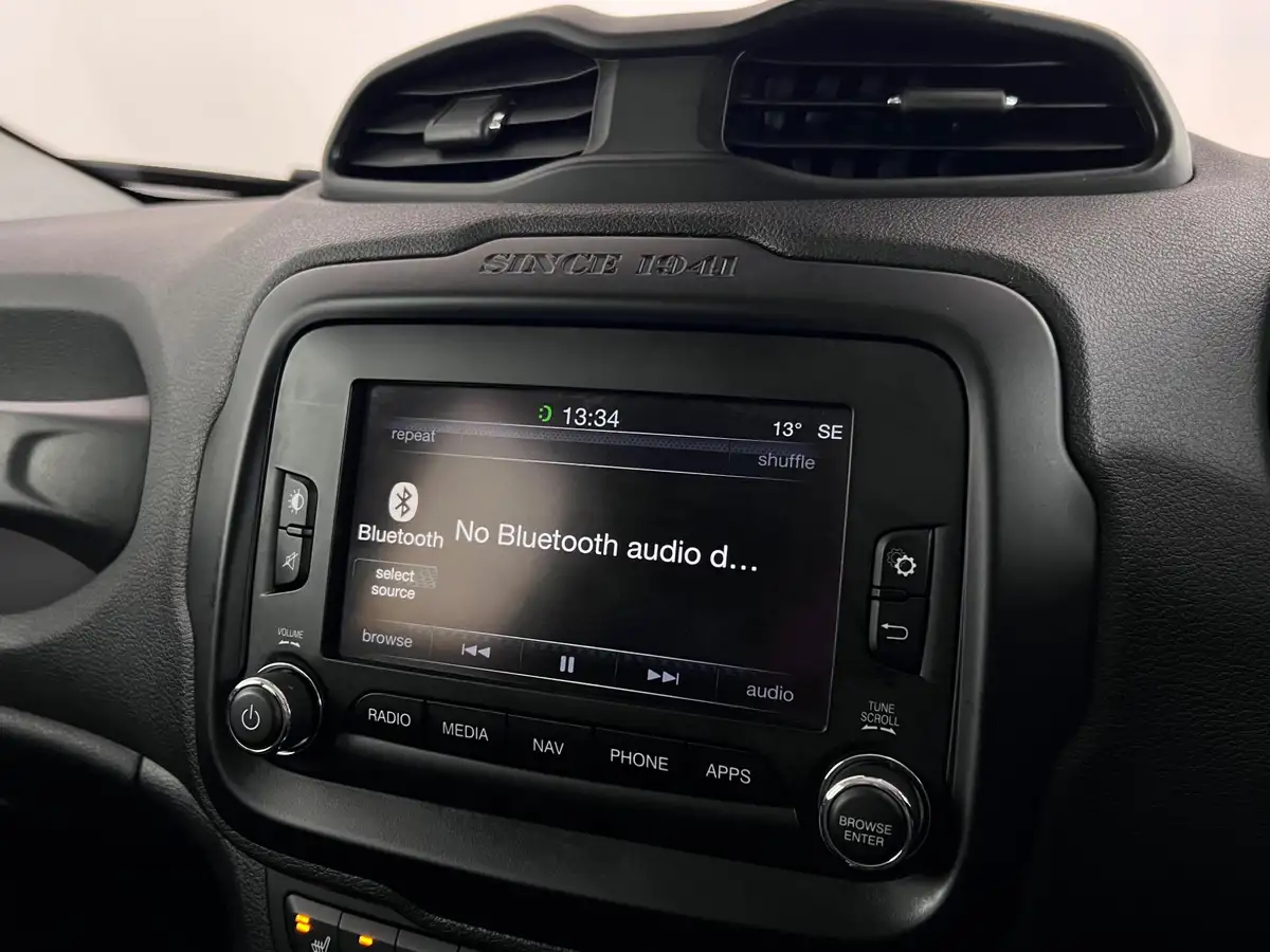 2016-jeep-renegade-16-multijet-ii-limited-ss-big-29