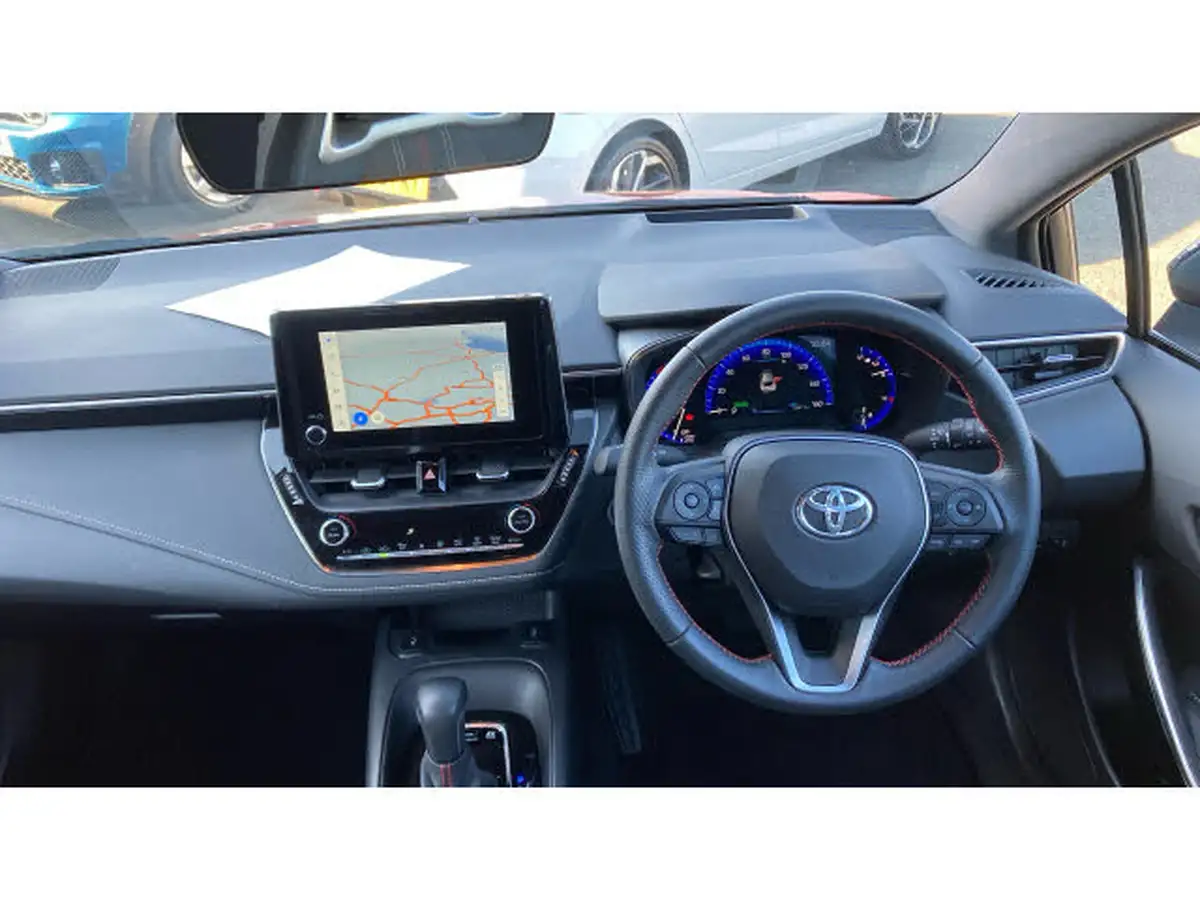 2022-toyota-corolla-18-vvt-i-gr-sport-120bhp-trk-hatchback-big-4