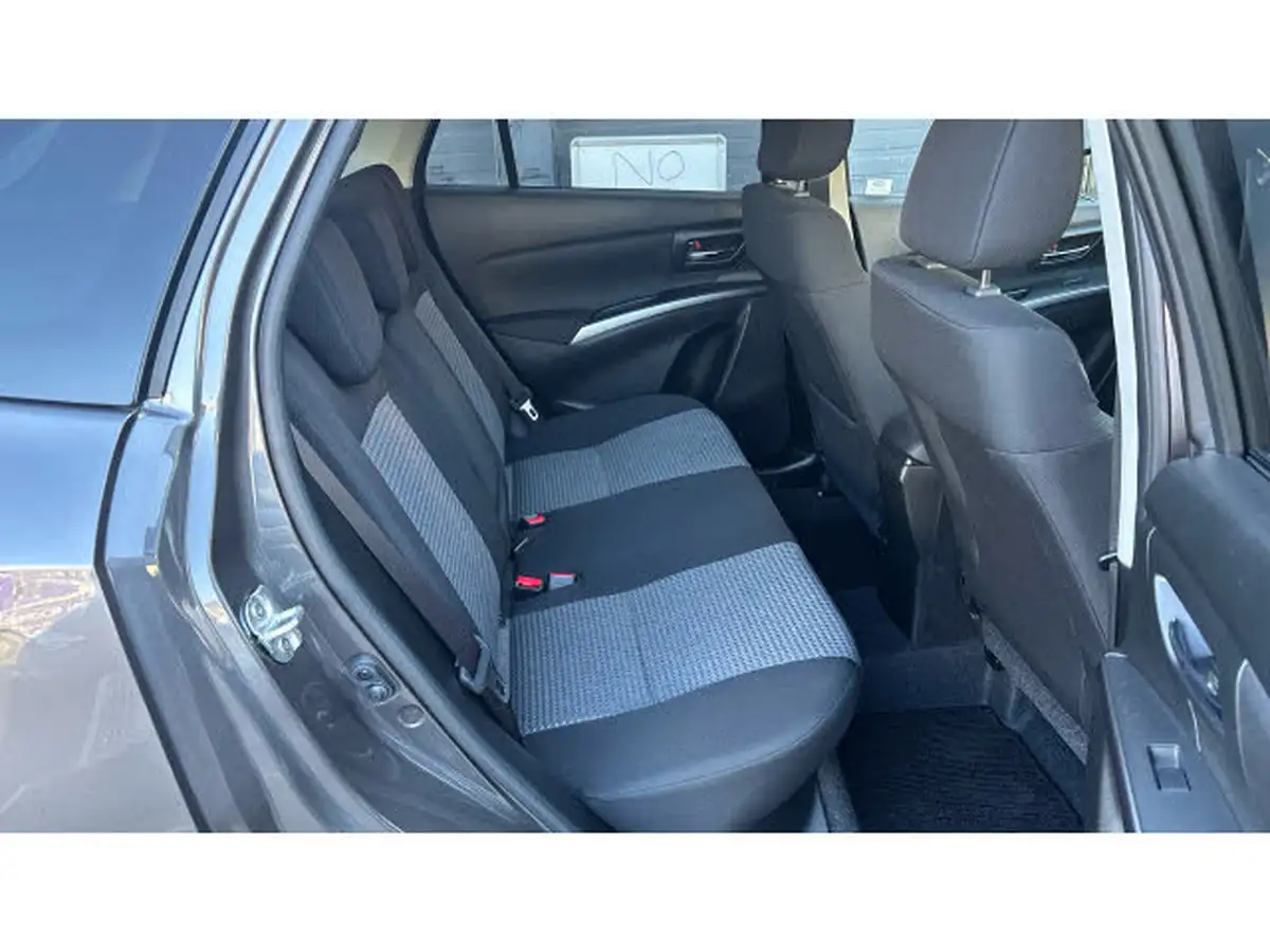 2024-suzuki-s-cross-14-boosterjet-motion-big-15